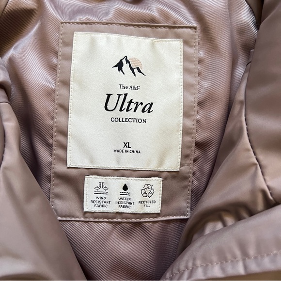 Abercrombie & Fitch Ultra Collection Puffer‎ Jacket Women's Size XL - Picture 2 of 10